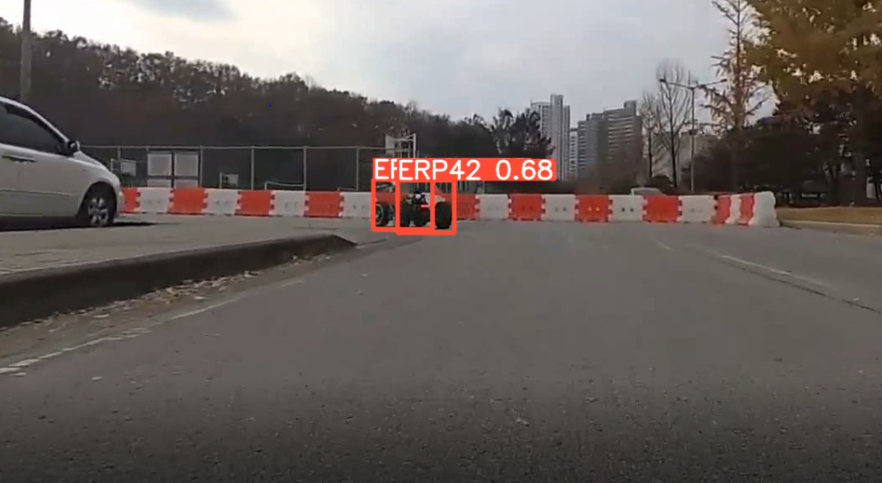 Detection of a race car with a duplicate box on its wheel